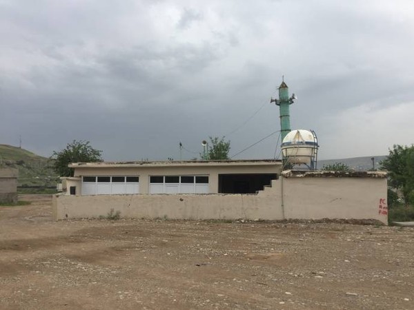 Kürtçe hutbe okuyan imamın camiye girişi yasaklandı - Resim : 1