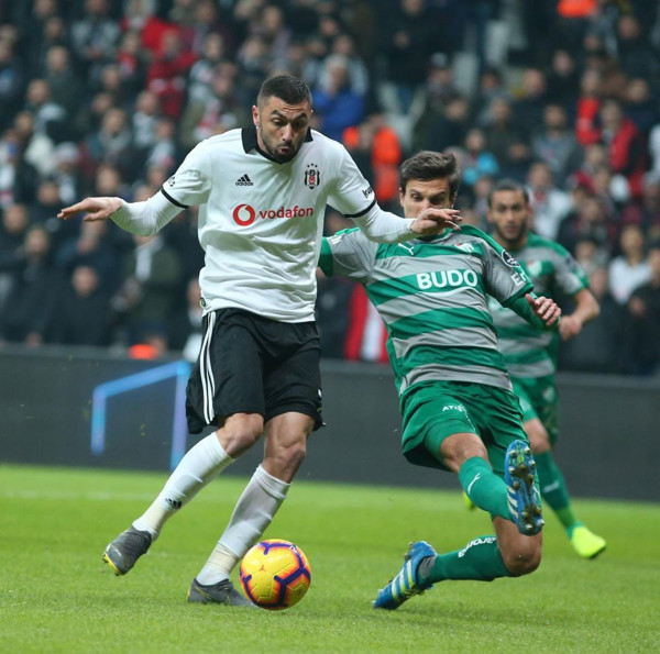 Hırsız bizim hırsızımız alkışlarız! - Resim : 1