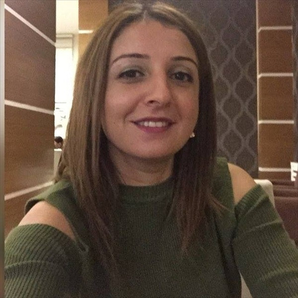 Servis bekleyen kadın işçi silahlı saldırı sonucu hayatını kaybetti - Resim : 1