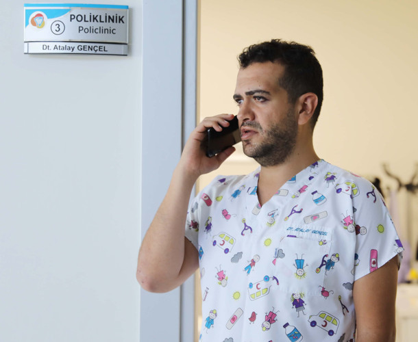 Diş hekimi meslektaşını darp etti - Resim : 1
