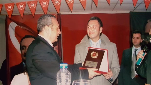Halk TV canlı yayınına baskın ve yayın ekibine saldırıda 5 kişi gözaltında - Resim : 1