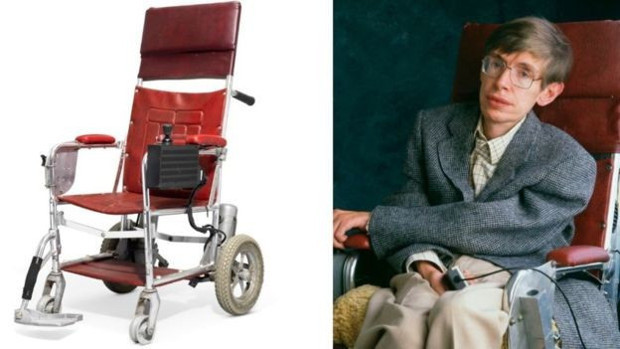 Hawking'in 22 kişisel eşyası 1,8 milyon sterline satıldı - Resim : 1