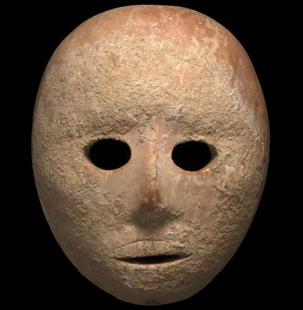 9 bin yıllık taş maske - Resim : 2