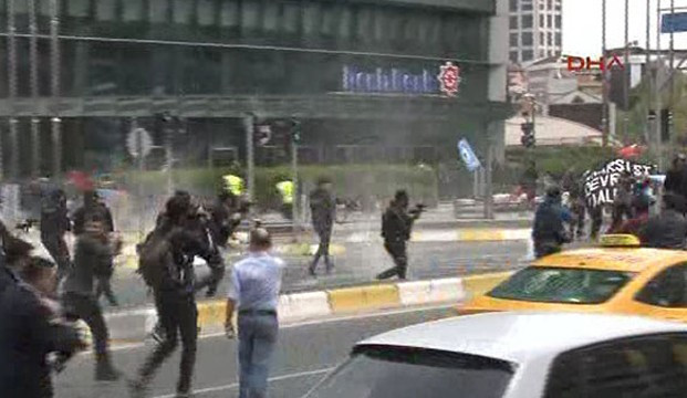 İstanbul'da 165 gözaltı - Resim : 3