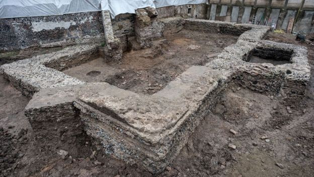 Köln'de 2 bin 200 yıllık kütüphane bulundu - Resim : 1