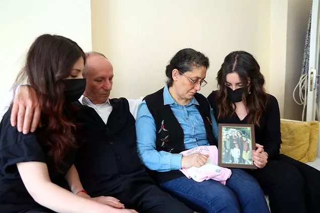 17 yaşındaki Ezgi'yi öldüren ehliyetsiz sürücü 1 ayda serbest bırakıldı - Resim : 1