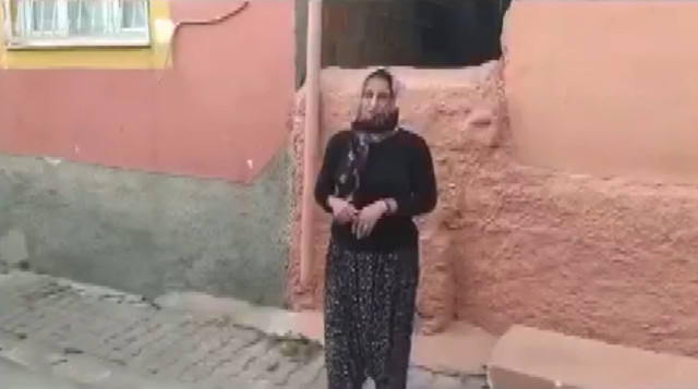 'Çarşaflılar çocuk kaçırdı' paylaşımı yapan kadının evini basıp özür dilettiler - Resim : 4