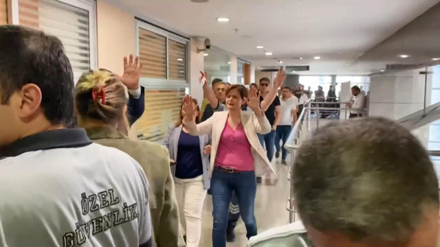 Kaftancıoğlu, Silivri Cezaevi önünde konuştu: Nerede kalmıştık? - Resim : 2
