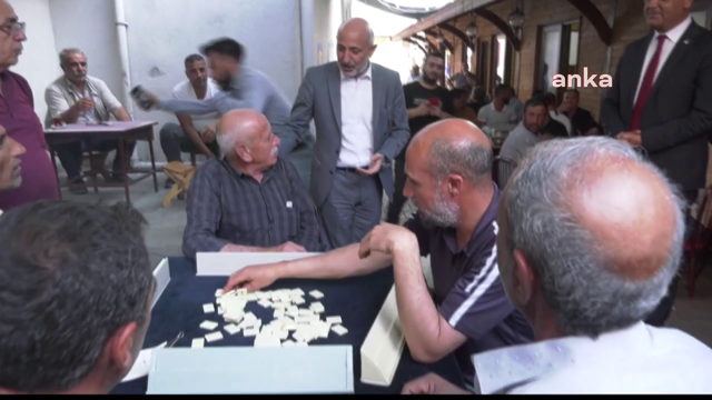 Dersimli kuyumcu: Kadınlar ağlayarak alyanslarını satıyor - Resim : 1