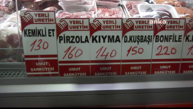 Dersimli kuyumcu: Kadınlar ağlayarak alyanslarını satıyor - Resim : 2