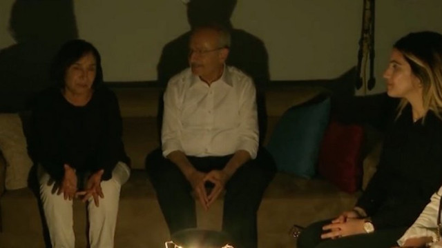 Kılıçdaroğlu çifti karanlıkta gençleri ağırladı: Birimiz karanlıktaysak, hiçbirimiz aydınlıkta değiliz - Resim : 1