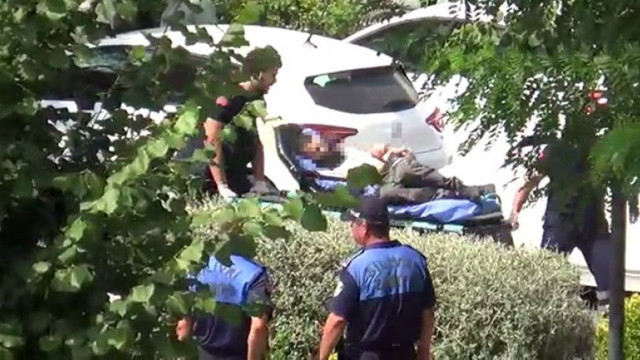 İstanbul'da polislere bıçaklı saldırı - Resim : 1