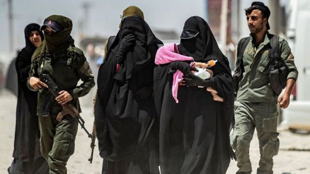 İngiltere basını: 60 bin sivil bölgeyi terk ediyor - Resim : 2