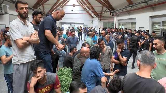 Bayrampaşa halinde hamallardan eylem - Resim : 1