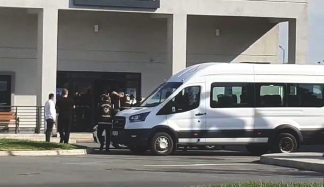 Sedat Peker'in basın danışmanı Emre Olur İstanbul'a getirildi - Resim : 1