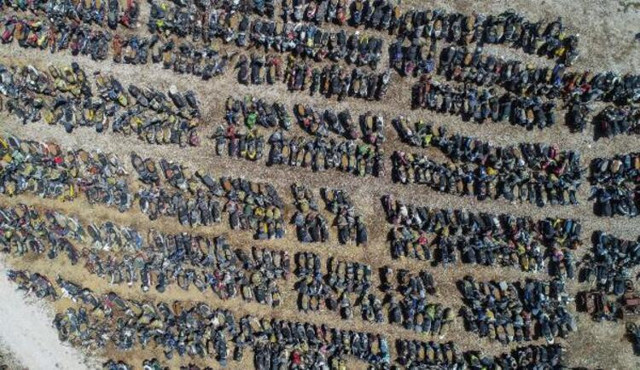 'Dövizle getirilen binlerce araç, yediemin otoparklarında çürüyor' - Resim : 5