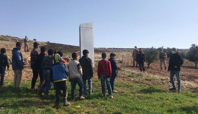 Monolitlerin bir benzeri Göbeklitepe'de ortaya çıktı: Ay'ı görmek istiyorsan gökyüzüne bak - Resim : 1