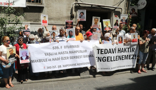 İHD: Cezaevinde tutulan 80 yaşındaki Özer çifti nefes almakta zorlanıyor - Resim : 1