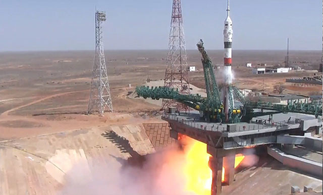 NASA astronotu ve Roscosmos kozmonotlarının ISS’e yolculuğu başladı - Resim : 1
