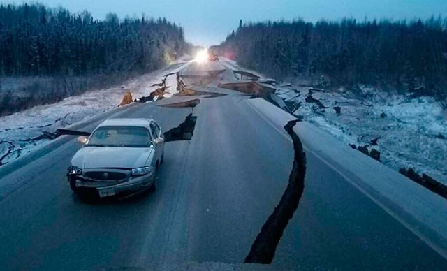 Alaska'da 7 şiddetinde deprem - Resim : 1