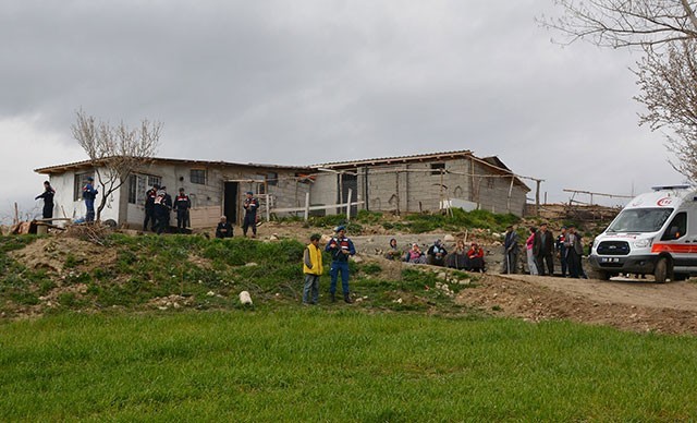 Kız kardeşlerine dört yıl tecavüz edip hamile bıraktı sonra öldürdü - Resim : 1