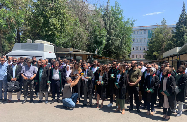 Barolar tek ses: Başımız sağ olmayacak - Resim : 1