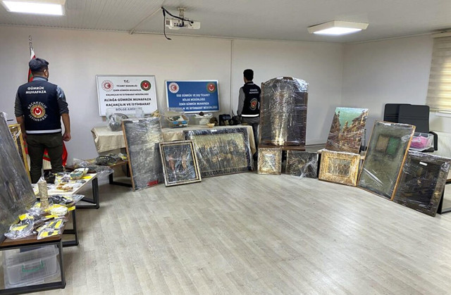 İzmir'de bulunan 4 kesik insan başının dudaklarındaki iplerin gizemi çözüldü - Resim : 1
