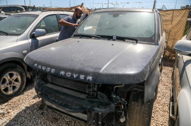 'Dövizle getirilen binlerce araç, yediemin otoparklarında çürüyor' - Resim : 1