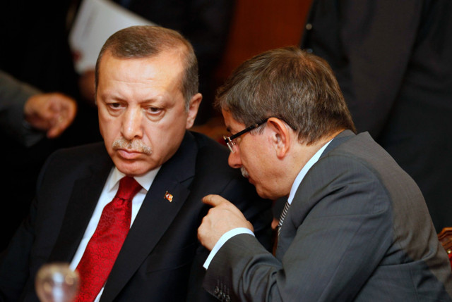 Davutoğlu’na 'konuş' çağrısı: 7 Haziran-1 Kasım süreci yeniden mi sahneleniyor? - Resim : 1