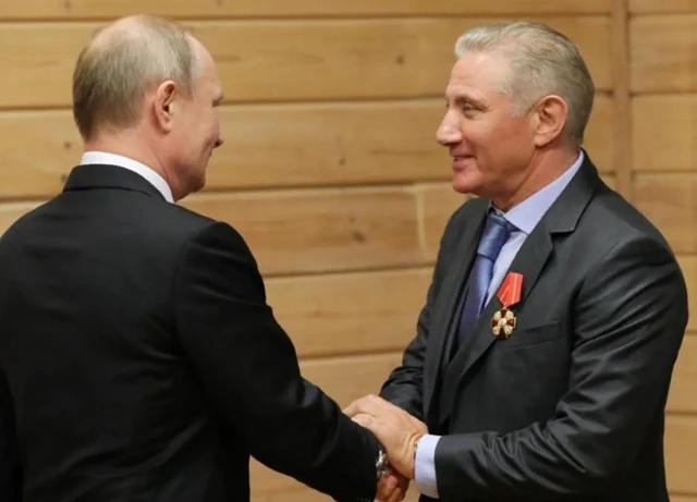 İngiltere'nin mal varlıklarını dondurduğu üç Rus oligark kim? - Resim : 2