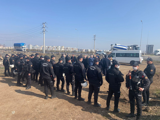 Mahpus yakınları Diyarbakır’dan seslendi: Cezaevlerinden cenazeler çıkmasın - Resim : 1