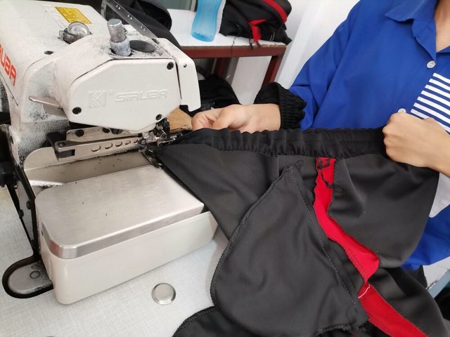 Mersin'deki tekstil atölyelerinde çocuk işçi sömürüsü - Resim : 1