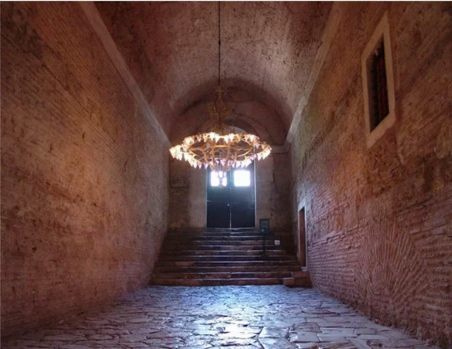 Ayasofya'da kayıp imparator vaftizhanesi keşfedildi - Resim : 3