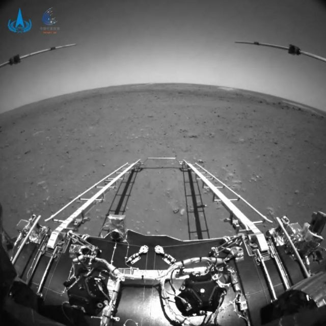 Çin'in uzay aracı 'Zhurong' Mars'a indi - Resim : 2