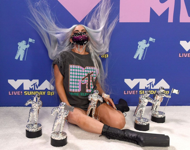 2020 MTV Video Müzik Ödülleri'ne Lady Gaga maskeleriyle damga vurdu - Resim : 3