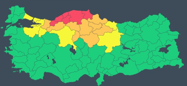 Kastamonu'yu yine sel vurdu: Köprüler yıkıldı, elektrikler kesildi - Resim : 1