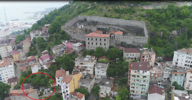 Yangın sonrası Trabzon'da 2 bin yıllık şapel ortaya çıktı - Resim : 1