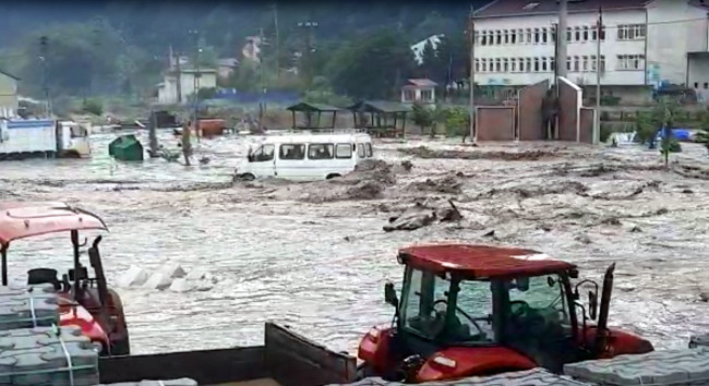 Kastamonu sele teslim: 'Allah'ım sen yardım et!' - Resim : 1
