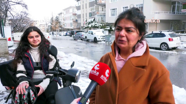 Ankara'nın ilk kadın motokuryelerinden: 'Gurur duyuyoruz' diyen de 'Allah belanı versin' diyen de var - Resim : 3