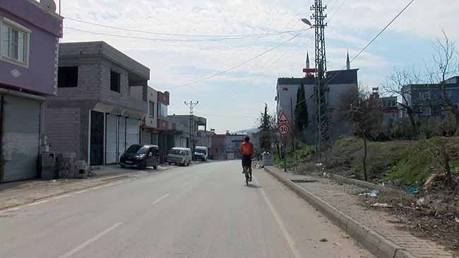 4 yılda 79 bin kilometre pedal çevirerek Türkiye'yi 7 kez turladı - Resim : 1