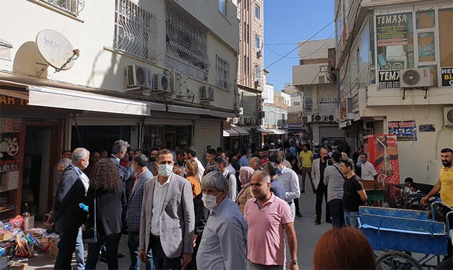 HDP heyeti Nusaybin’de: Sınır kapısı kapatıldı, ticaret bitti; esnaf kepenk kapatıyor - Resim : 3