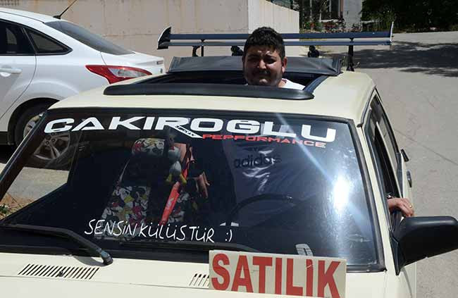Diriftli evlilik teklifi pahalıya mâl oldu: Arabasını satışa çıkardı - Resim : 1