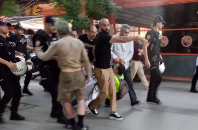 Umut Gündüz’ün ailesine polis müdahalesi - Resim : 1