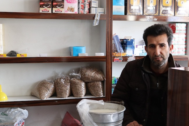 Ekonomik kriz büyüyor: Kuşlar için biriktirdiğim ekmekleri suya batırıp kendim yiyeceğim - Resim : 2