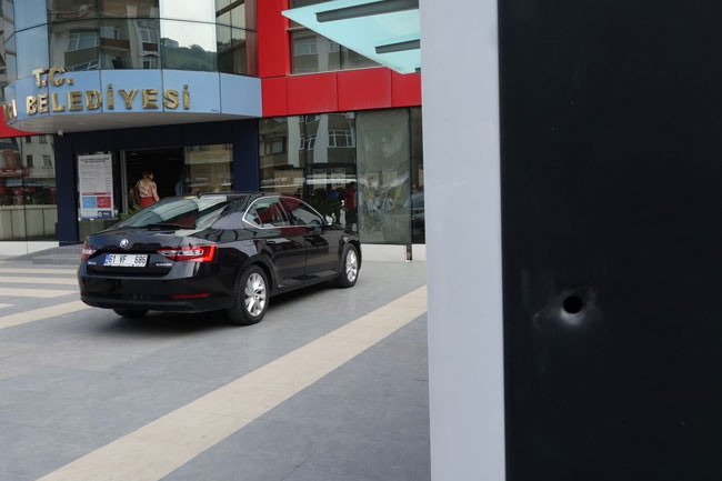 İYİ Partili belediye başkanına silahlı saldırıda sanıklar suçlarını itiraf etti - Resim : 1