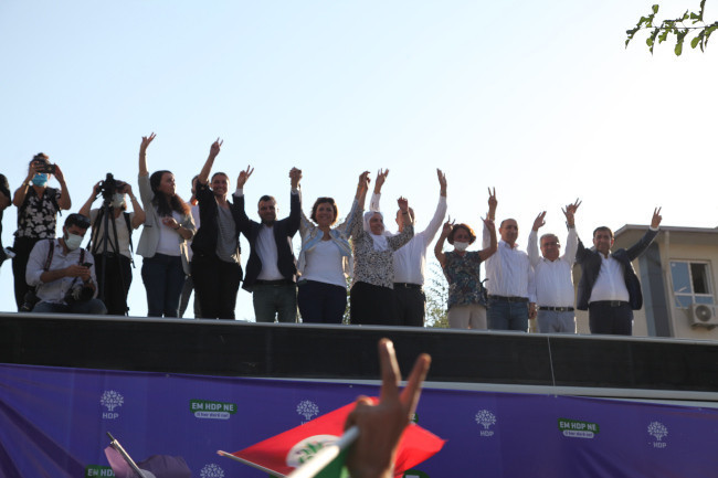 Mithat Sancar: Halklar arası yaşamı inşa etmenin yolu Kürt sorunun demokratik çözümünü sağlamaktır - Resim : 3
