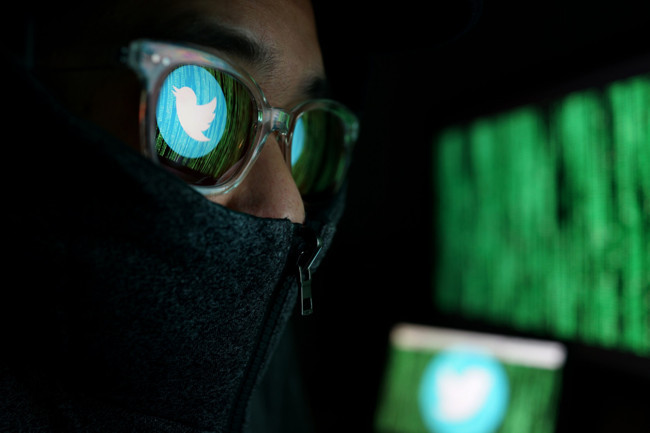 Twitter'ın mavi tiki yalan oldu, şirketin hisseleri çakıldı - Resim : 2