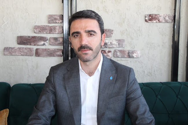 İşsizlik büyüdü, yoksulluk arttı: Gençler yurt dışını kurtuluş olarak görüyor - Resim : 4