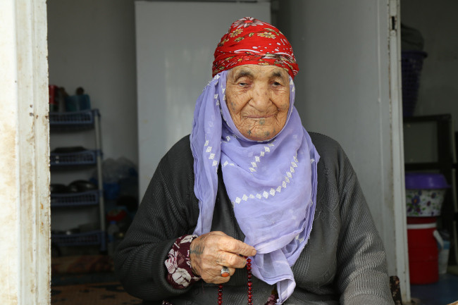 Urfa'da yaşayan 96 yaşındaki yatalak hasta kadına Erdoğan'a hakaretten dava - Resim : 1