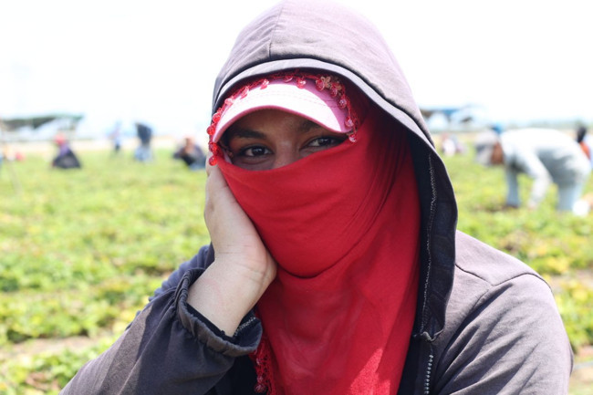 'Denize gidenler araçlarından inip bizi bir ‘mahlukat’ gibi fotoğraflıyor. Biz onlar için insan değiliz' - Resim : 3